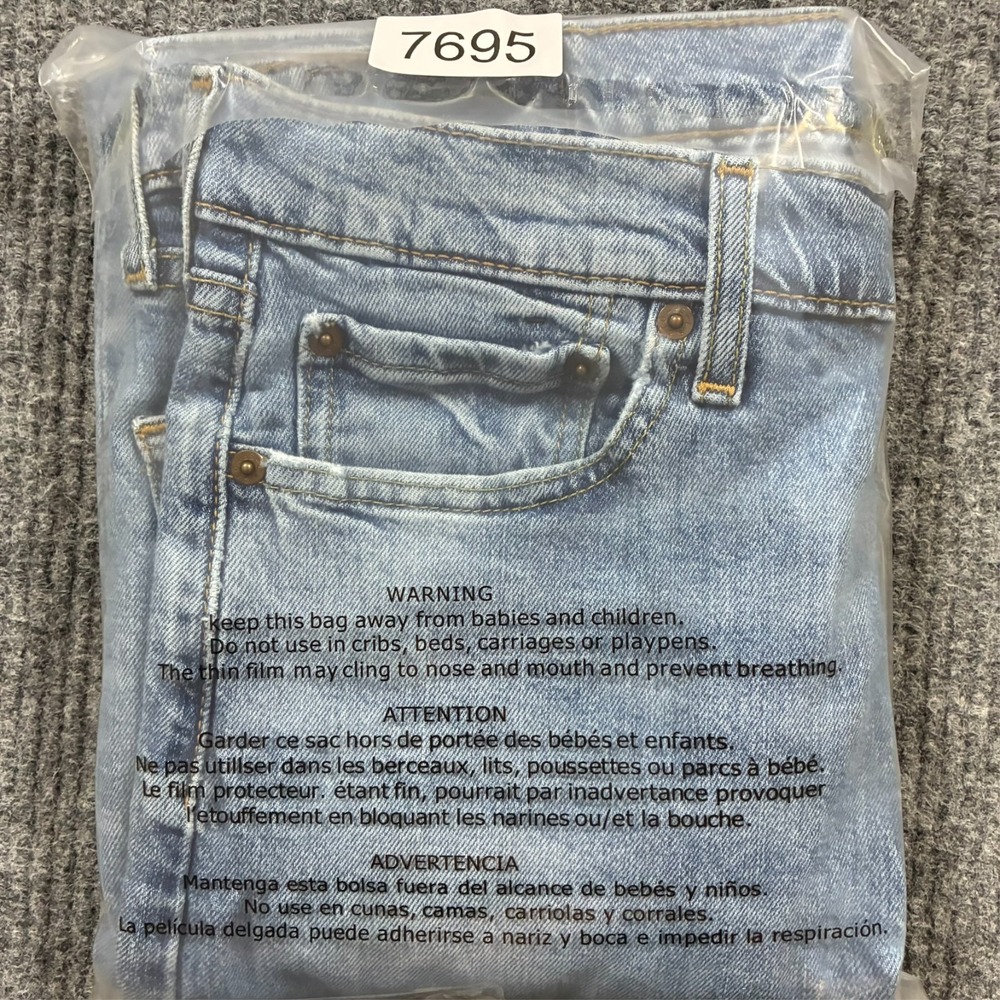 Levi's 510 Mens Skinny Jeans Size 32x32 Light Wash Stretch Denim Mid Rise - Picture 13 of 13